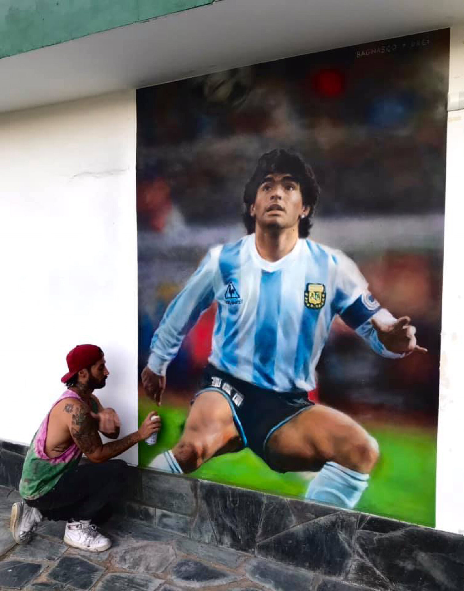 Artist Reaches Global Popularity For Lifelike Paintings Of Diego ...