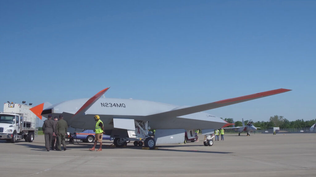 Boeing MQ 25 Drone Conducts Worlds First Unmanned Aerial Refuelling ...